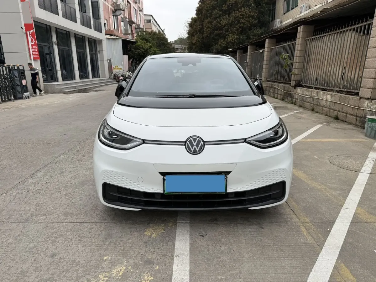 2025 Volkswagen ID.3 BEV 52.8KWH,autocango,china used car exporter,china ev exporter,chinese used car exporter,chinese used ev exporter