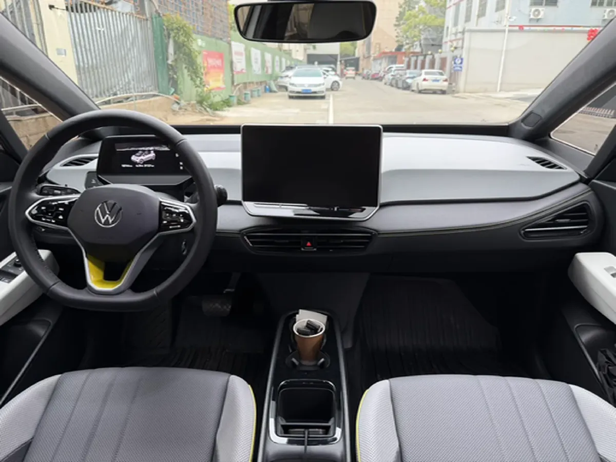 2025 Volkswagen ID.3 BEV 52.8KWH,autocango,china used car exporter,china ev exporter,chinese used car exporter,chinese used ev exporter