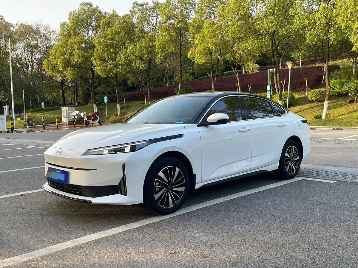 2024 ChangAn QiYuan A05 1.5L 110HP L4 E-CVT PHEV 18.99KWH,autocango,china used car exporter,china ev exporter,chinese used car exporter,chinese used ev exporter