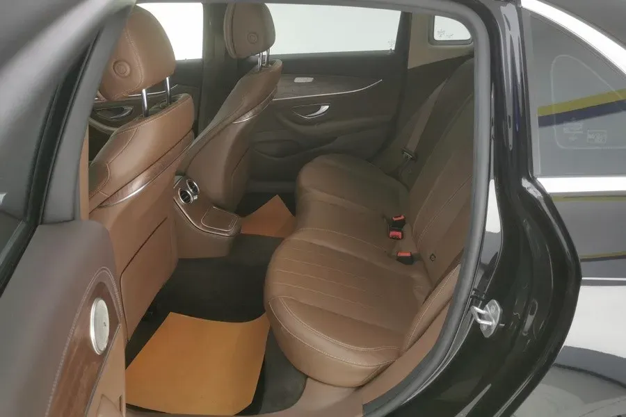 2022 Mercedes-Benz E Class 2.0T 258HP L4 9AT,autocango,china used car exporter,china ev exporter,chinese used car exporter,chinese used ev exporter