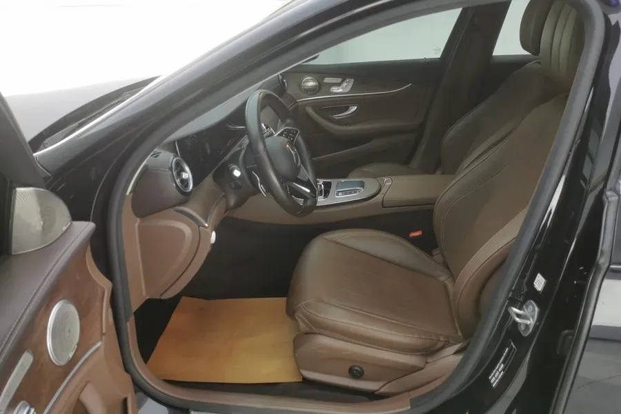 2022 Mercedes-Benz E Class 2.0T 258HP L4 9AT,autocango,china used car exporter,china ev exporter,chinese used car exporter,chinese used ev exporter