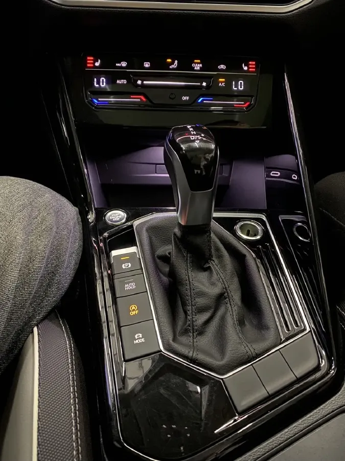 2022 Volkswagen Tayron 1.4T 150HP L4 7DCT,autocango,china used car exporter,china ev exporter,chinese used car exporter,chinese used ev exporter