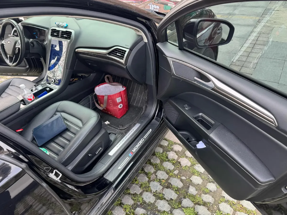 2020 Ford Mondeo 1.5T 182HP L4 6AT,autocango,china used car exporter,china ev exporter,chinese used car exporter,chinese used ev exporter