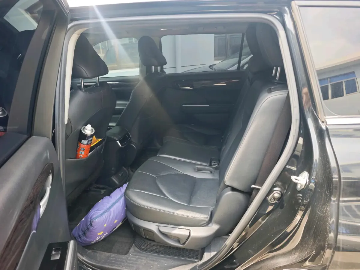 2022 Toyota Highlander 2.5L 192HP L4 E-CVT Hybrid,autocango,china used car exporter,china ev exporter,chinese used car exporter,chinese used ev exporter