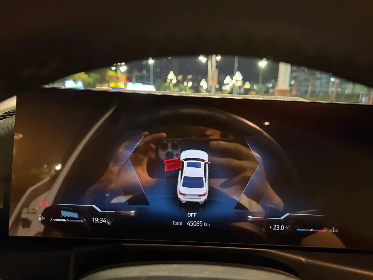 2023 BMW 3 Series 2.0T 184HP L4 8AT,autocango,china used car exporter,china ev exporter,chinese used car exporter,chinese used ev exporter