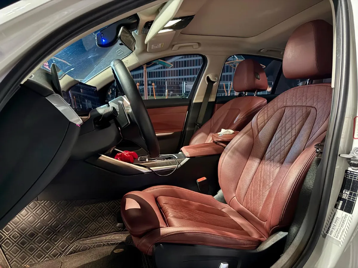 2023 BMW 3 Series 2.0T 184HP L4 8AT,autocango,china used car exporter,china ev exporter,chinese used car exporter,chinese used ev exporter