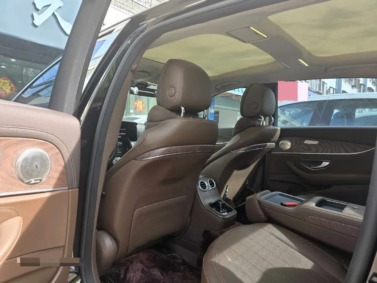 2021 Mercedes-Benz E Class 2.0T 258HP L4 9AT,autocango,china used car exporter,china ev exporter,chinese used car exporter,chinese used ev exporter