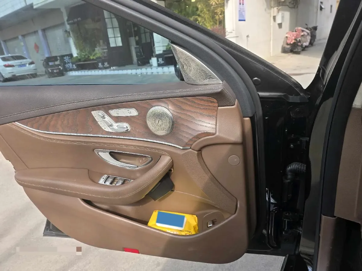 2021 Mercedes-Benz E Class 2.0T 258HP L4 9AT,autocango,china used car exporter,china ev exporter,chinese used car exporter,chinese used ev exporter