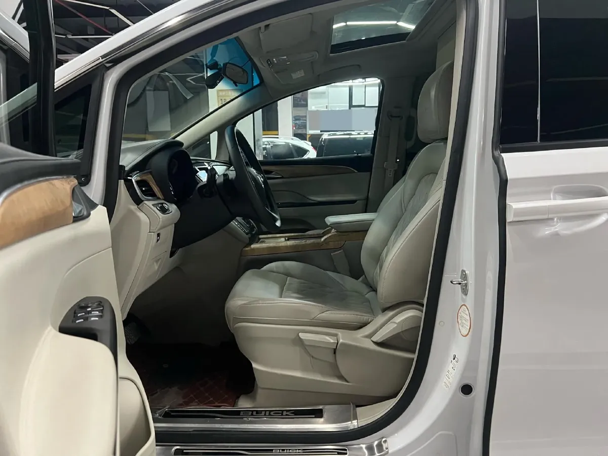 2018 Buick GL8 2.0T 260HP L4 6AT,autocango,china used car exporter,china ev exporter,chinese used car exporter,chinese used ev exporter