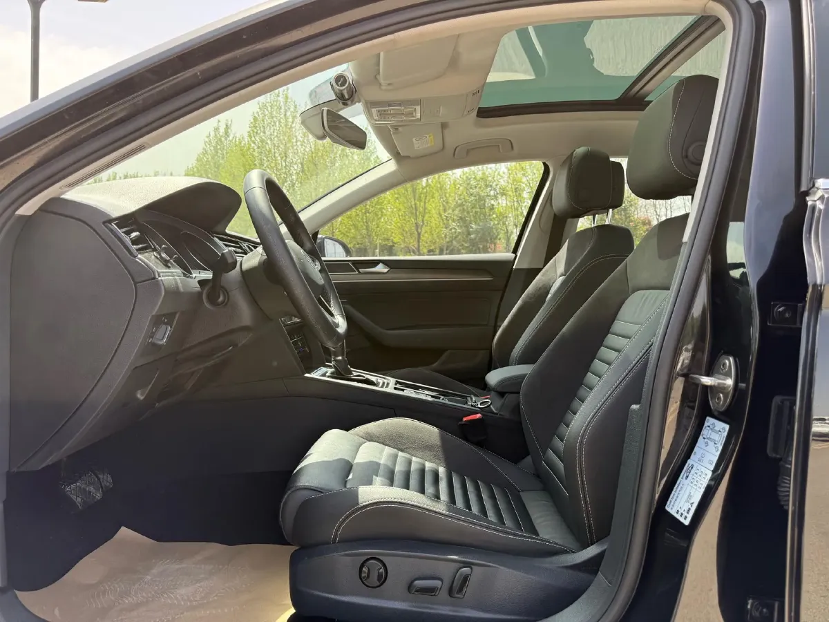 2020 Volkswagen Magotan 1.4T 150HP L4 7DCT,autocango,china used car exporter,china ev exporter,chinese used car exporter,chinese used ev exporter