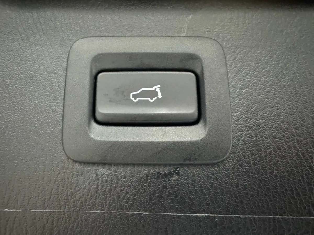 2022 MAXUS XinTu V90 2.0T 150HP L4 6AT,autocango,china used car exporter,china ev exporter,chinese used car exporter,chinese used ev exporter