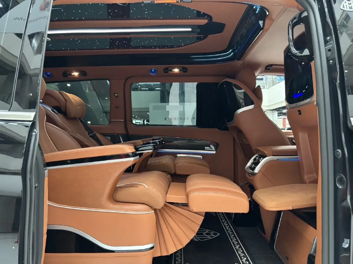 2021 Mercedes-Benz V Class 2.0T 211HP L4 9AT,autocango,china used car exporter,china ev exporter,chinese used car exporter,chinese used ev exporter