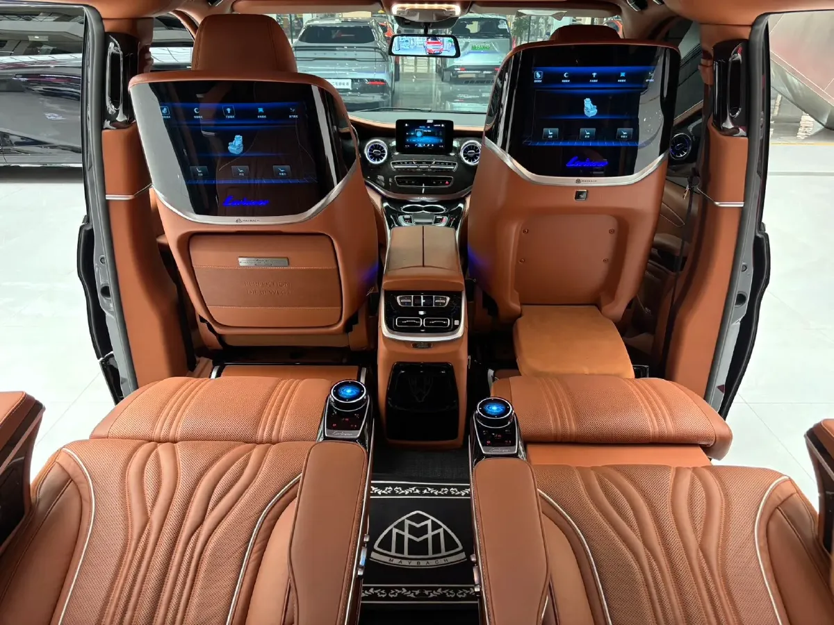 2021 Mercedes-Benz V Class 2.0T 211HP L4 9AT,autocango,china used car exporter,china ev exporter,chinese used car exporter,chinese used ev exporter