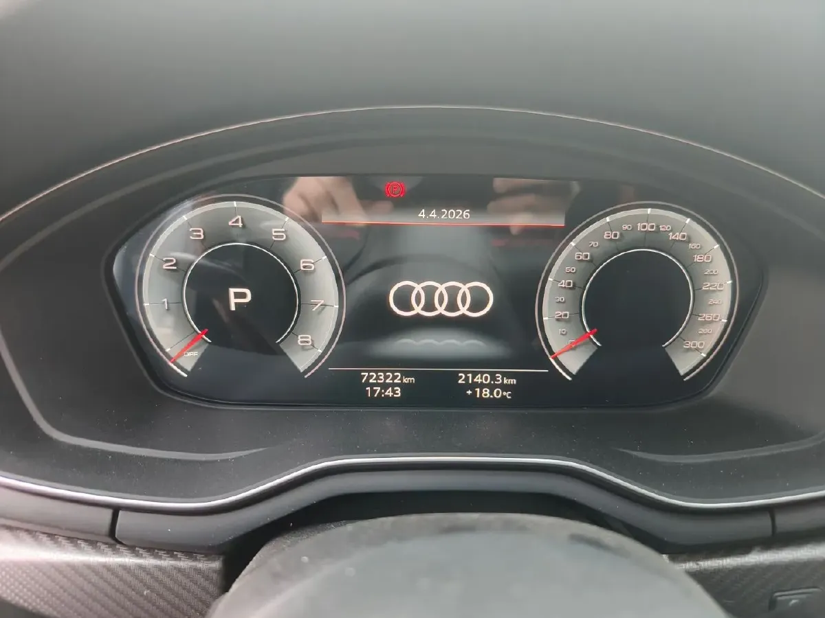 2022 Audi A4L 2.0T 190HP L4 7DCT,autocango,china used car exporter,china ev exporter,chinese used car exporter,chinese used ev exporter