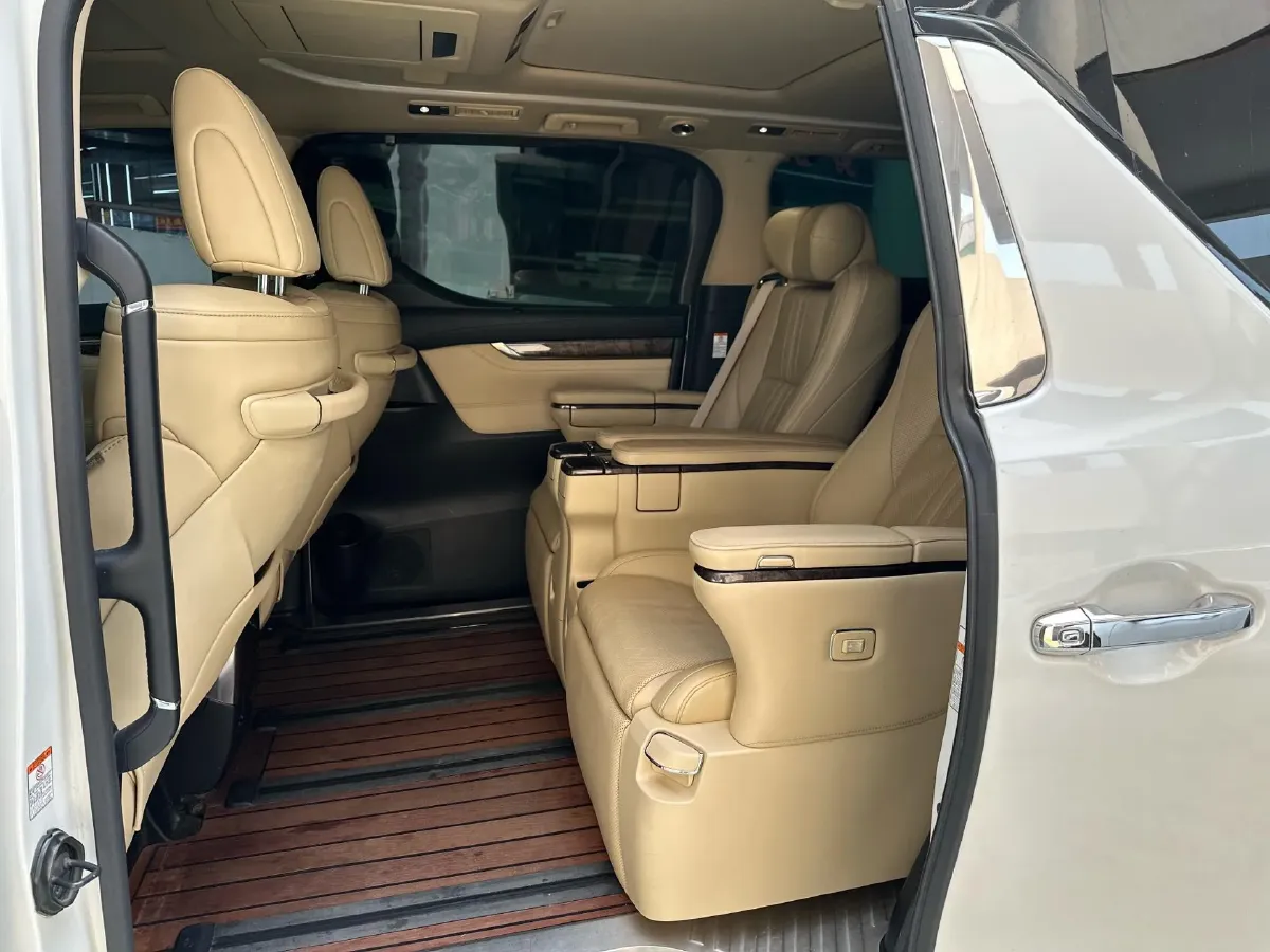 2020 Toyota Alphard 2.5L 117HP L4 E-CVT Hybrid,autocango,china used car exporter,china ev exporter,chinese used car exporter,chinese used ev exporter