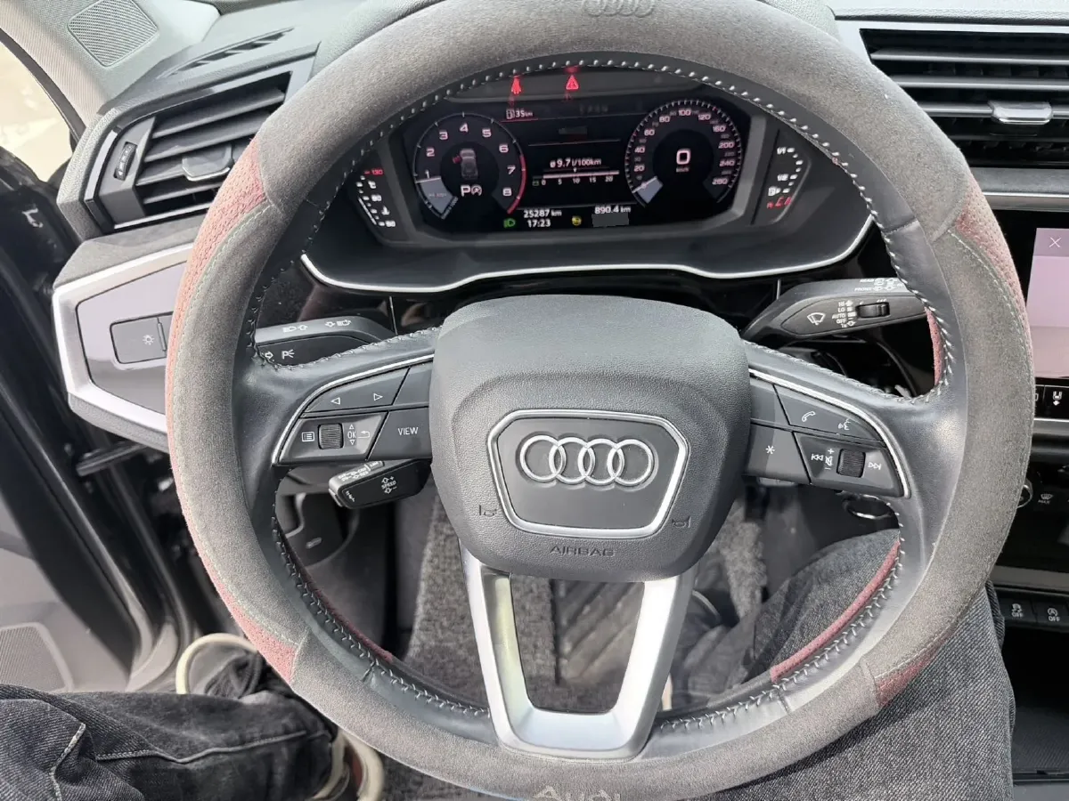 2021 Audi Q3 1.4T 150HP L4 7DCT,autocango,china used car exporter,china ev exporter,chinese used car exporter,chinese used ev exporter