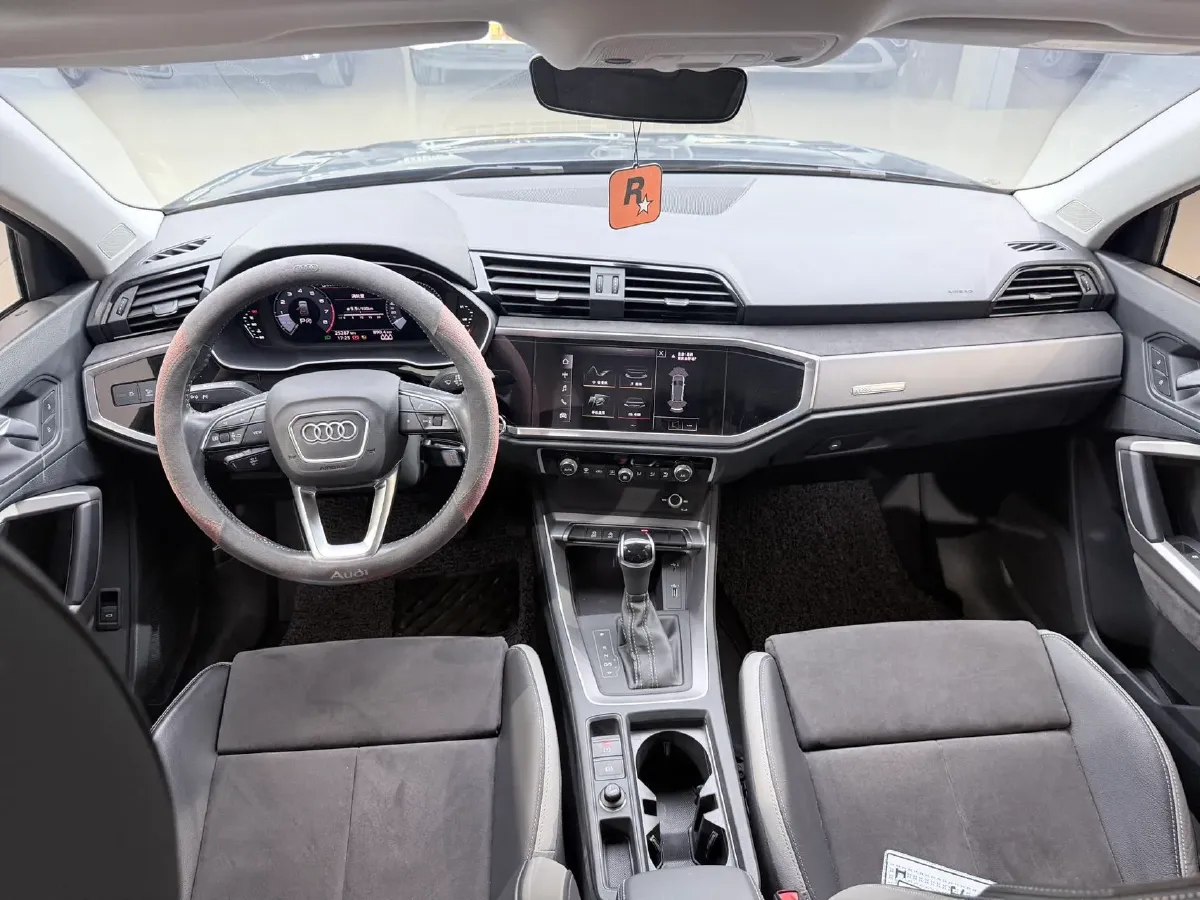 2021 Audi Q3 1.4T 150HP L4 7DCT,autocango,china used car exporter,china ev exporter,chinese used car exporter,chinese used ev exporter