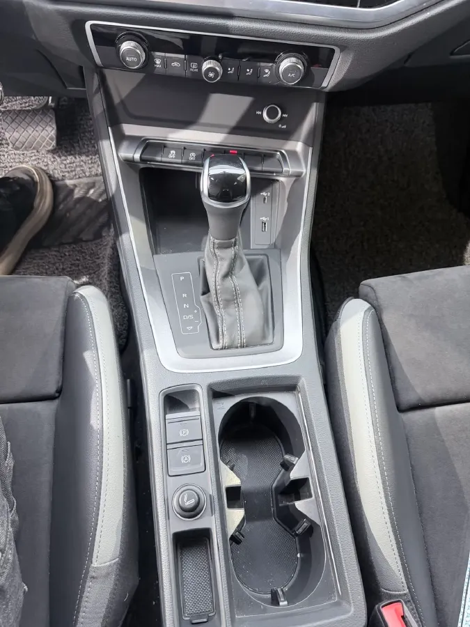 2021 Audi Q3 1.4T 150HP L4 7DCT,autocango,china used car exporter,china ev exporter,chinese used car exporter,chinese used ev exporter