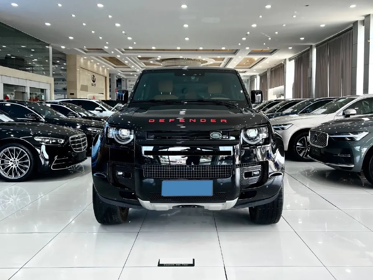 2024 Land Rover Defender 5.0T 525HP V8 8AT,autocango,china used car exporter,china ev exporter,chinese used car exporter,chinese used ev exporter