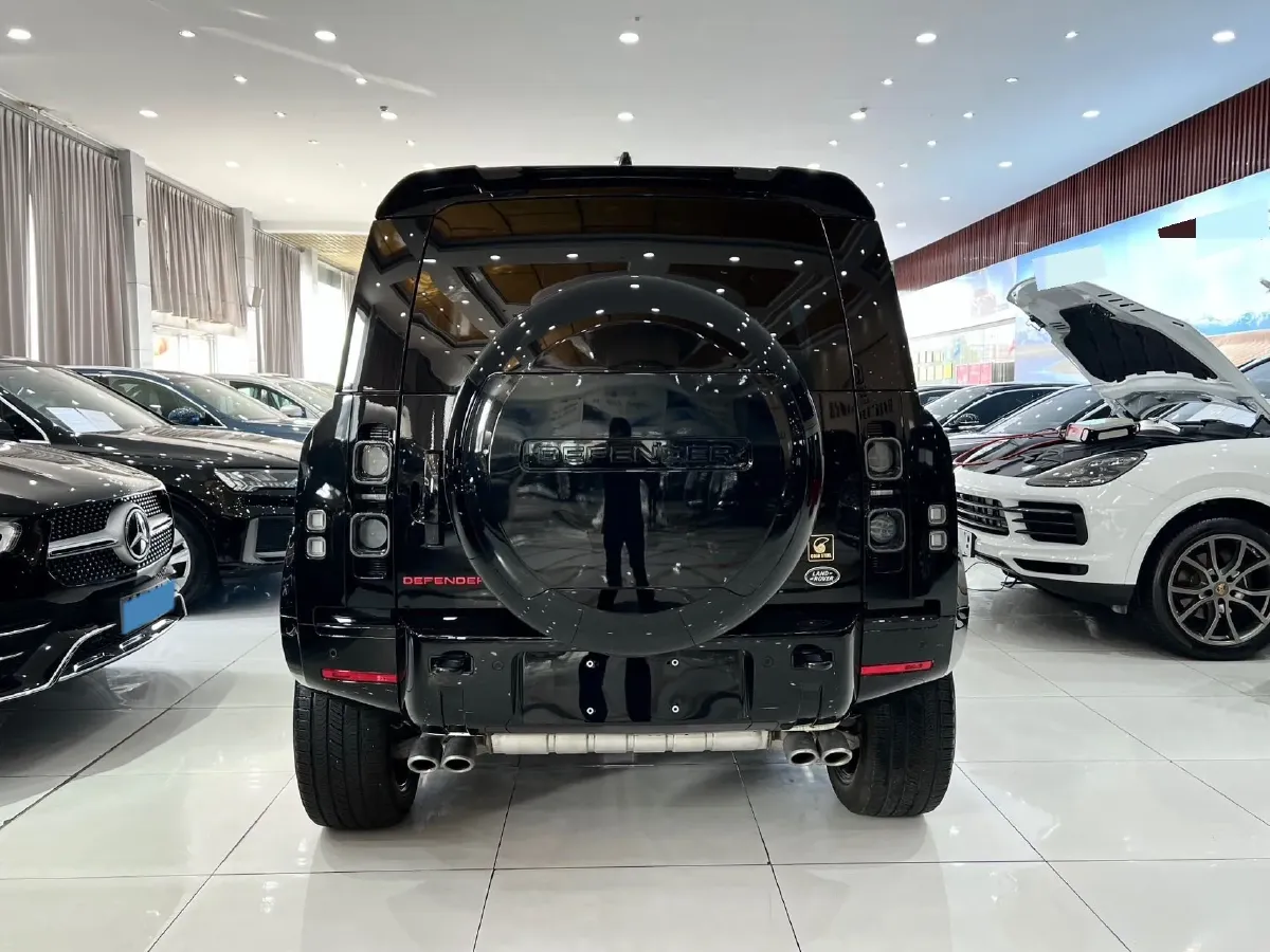 2024 Land Rover Defender 5.0T 525HP V8 8AT,autocango,china used car exporter,china ev exporter,chinese used car exporter,chinese used ev exporter