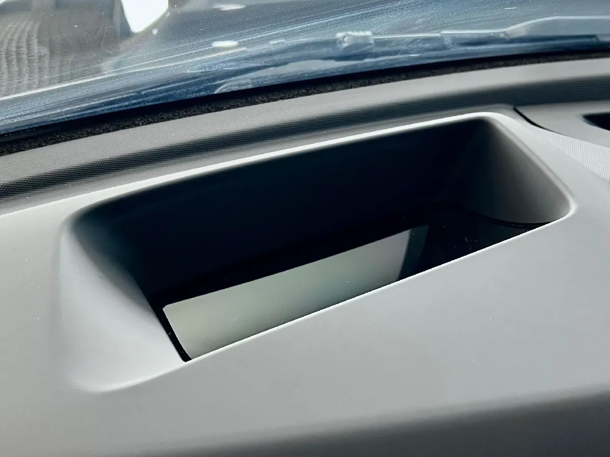 2024 Land Rover Defender 5.0T 525HP V8 8AT,autocango,china used car exporter,china ev exporter,chinese used car exporter,chinese used ev exporter