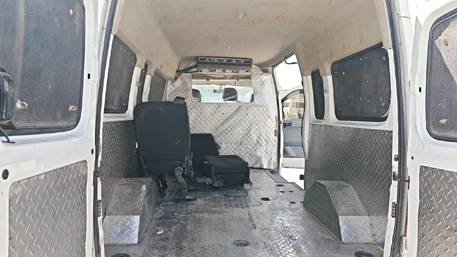 2019 MAXUS XinTu V80 2.0T 139HP L4 6MT,autocango,china used car exporter,china ev exporter,chinese used car exporter,chinese used ev exporter