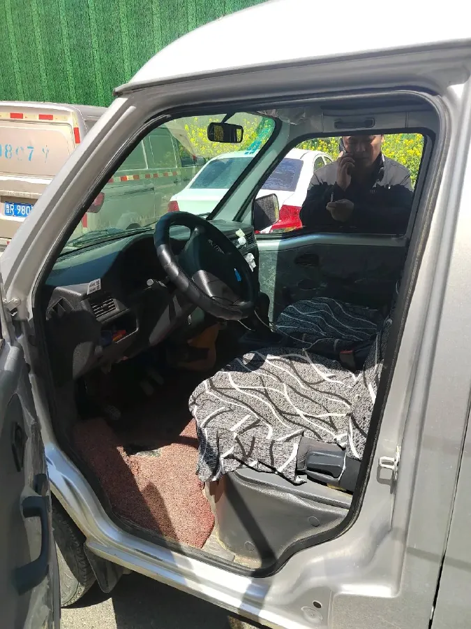 2020 WuLing ZhiGuang Mini Truck 1.2L 76HP L4 5MT,autocango,china used car exporter,china ev exporter,chinese used car exporter,chinese used ev exporter