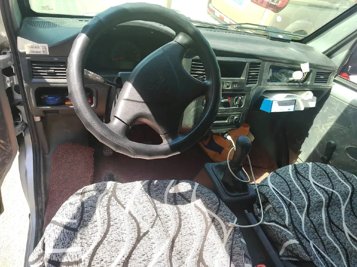 2020 WuLing ZhiGuang Mini Truck 1.2L 76HP L4 5MT,autocango,china used car exporter,china ev exporter,chinese used car exporter,chinese used ev exporter