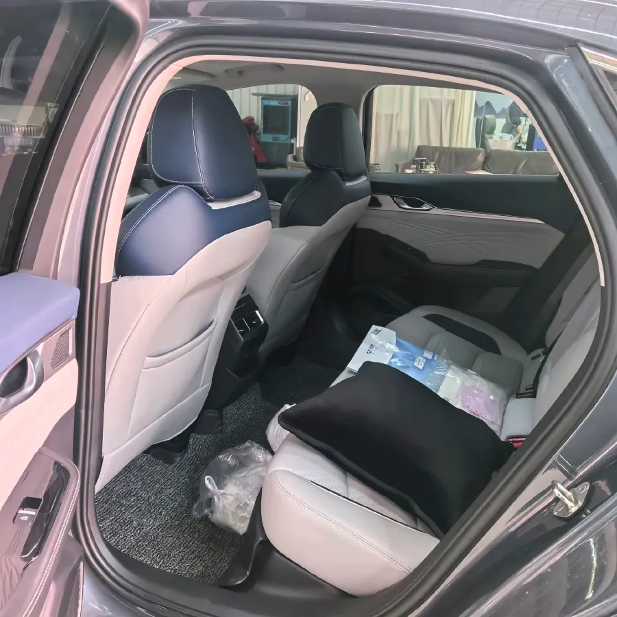 2018 Toyota Camry 2.5L 209HP L4 8AT,autocango,china used car exporter,china ev exporter,chinese used car exporter,chinese used ev exporter