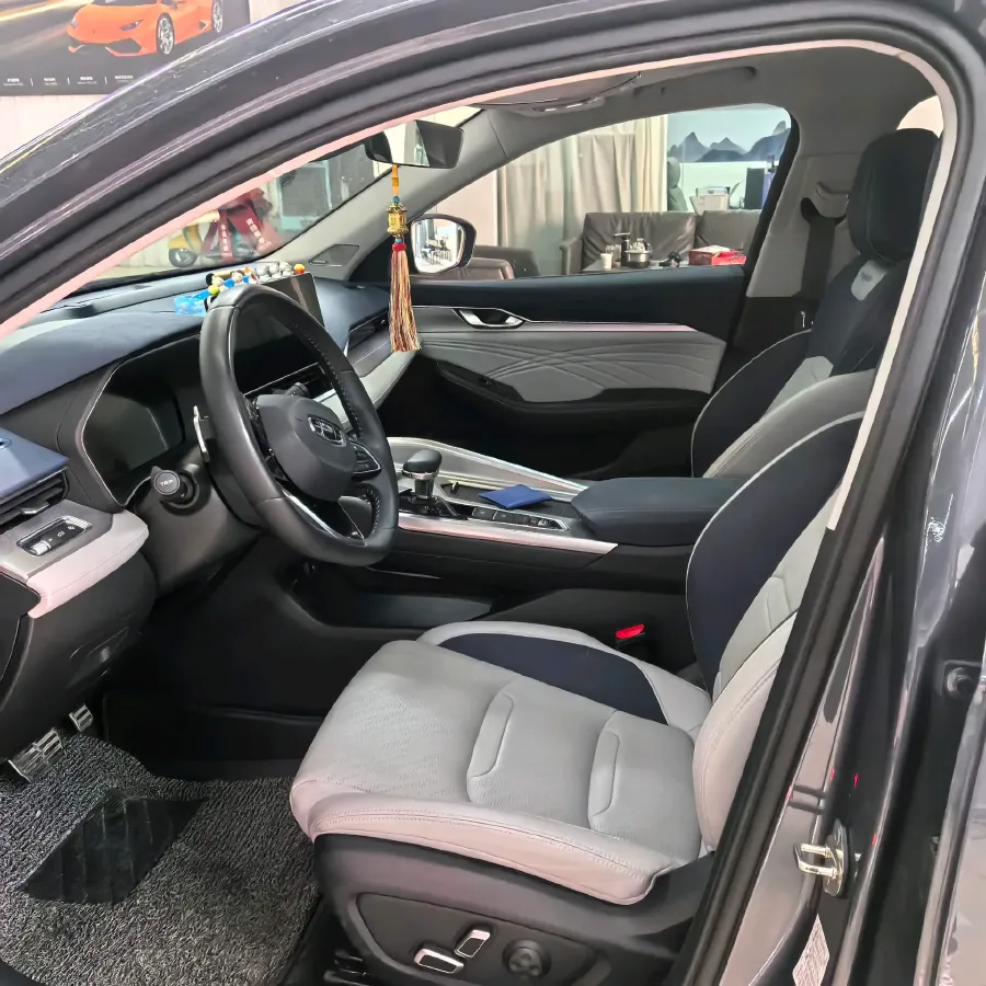 2018 Toyota Camry 2.5L 209HP L4 8AT,autocango,china used car exporter,china ev exporter,chinese used car exporter,chinese used ev exporter