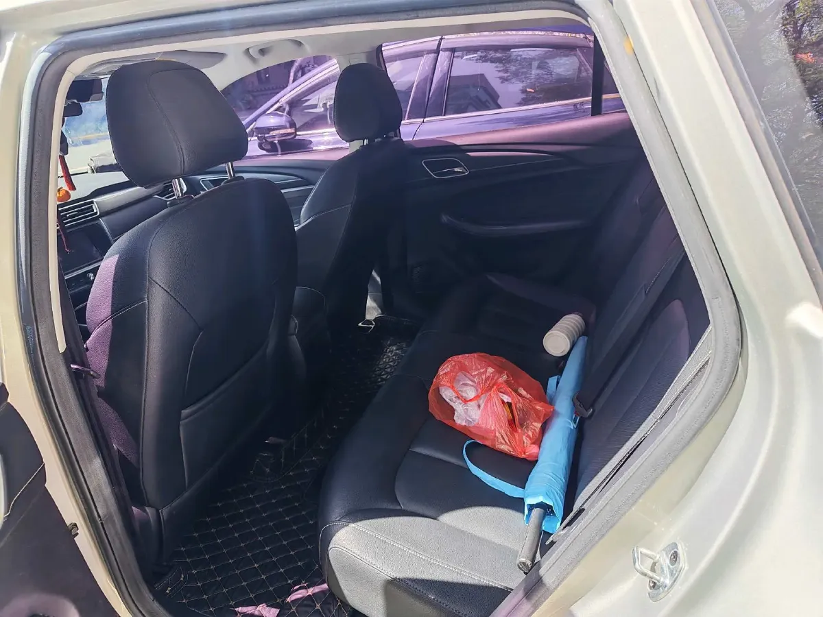 2018 Roewe Ei5 BEV 35KWH,autocango,china used car exporter,china ev exporter,chinese used car exporter,chinese used ev exporter