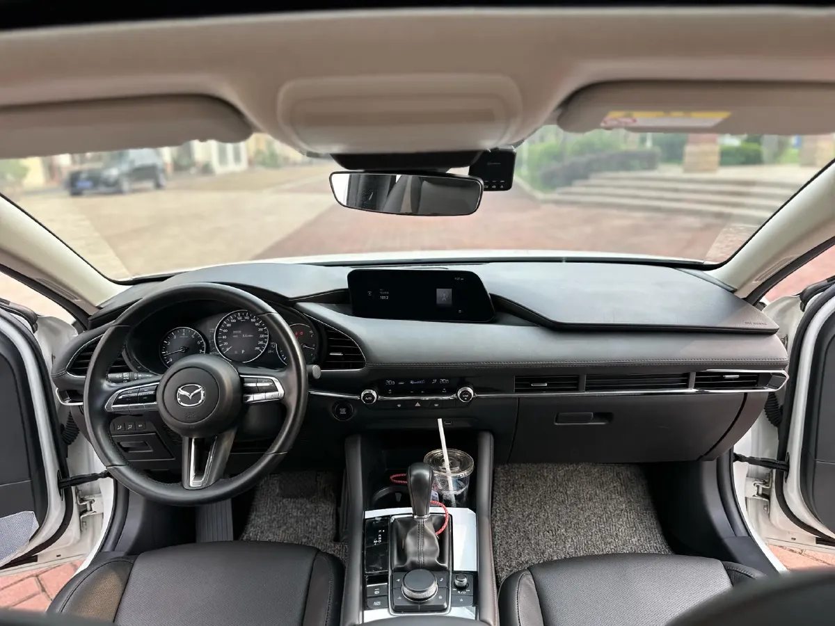 2021 Mazda 3 Axela 2.0L 158HP L4 6AT,autocango,china used car exporter,china ev exporter,chinese used car exporter,chinese used ev exporter