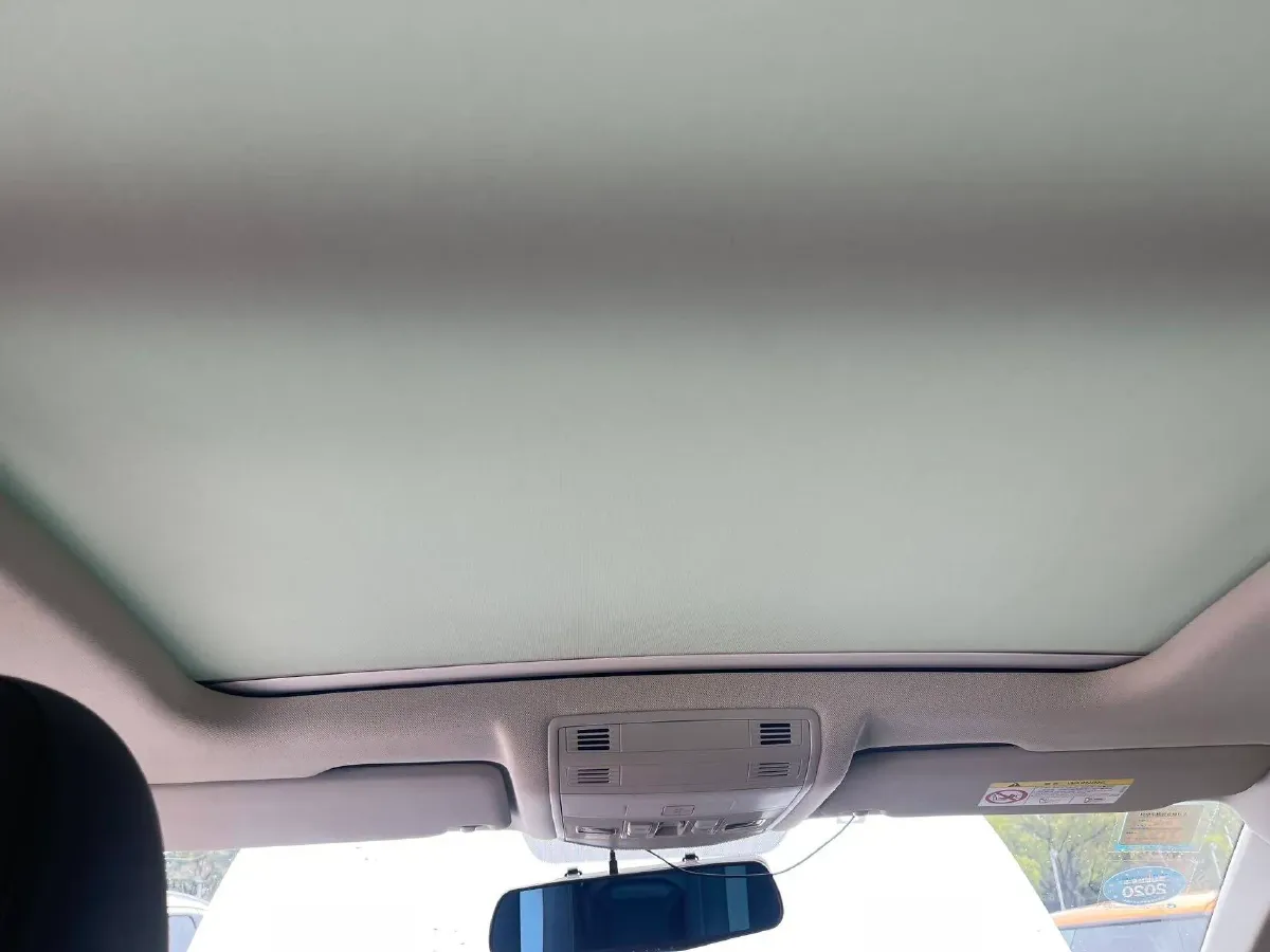 2019 Volkswagen T-Roc 1.4T 131HP L4 7DCT,autocango,china used car exporter,china ev exporter,chinese used car exporter,chinese used ev exporter