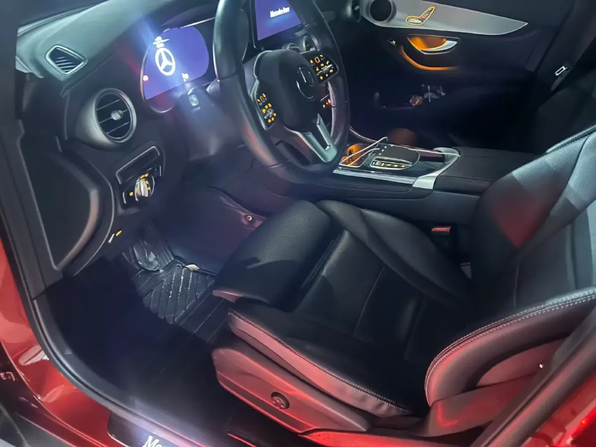 2020 Mercedes-Benz GLC Class 2.0T 197HP L4 9AT,autocango,china used car exporter,china ev exporter,chinese used car exporter,chinese used ev exporter