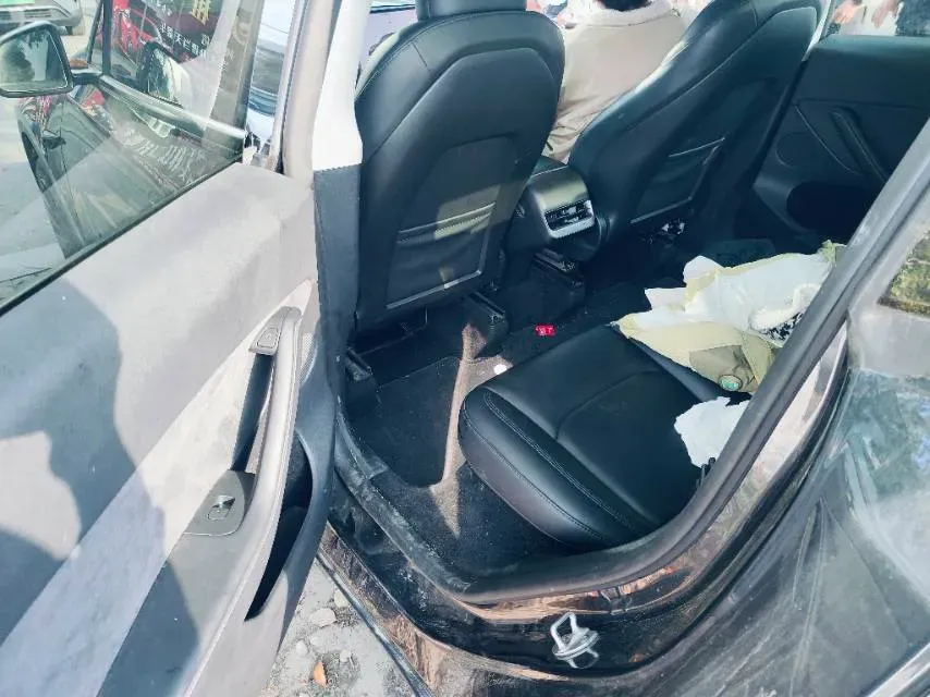 2024 Iveco OuSheng BEV 77.28KWH,autocango,china used car exporter,china ev exporter,chinese used car exporter,chinese used ev exporter