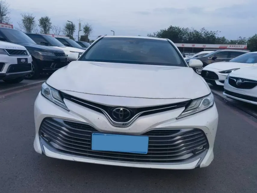 2019 Toyota Camry 2.0L 178HP L4 CVT,autocango,china used car exporter,china ev exporter,chinese used car exporter,chinese used ev exporter