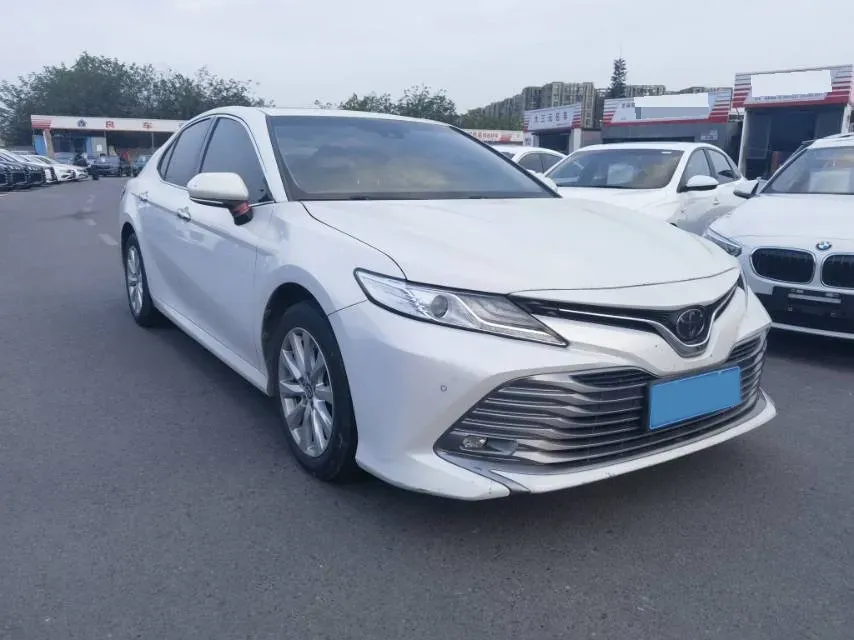 2019 Toyota Camry 2.0L 178HP L4 CVT,autocango,china used car exporter,china ev exporter,chinese used car exporter,chinese used ev exporter