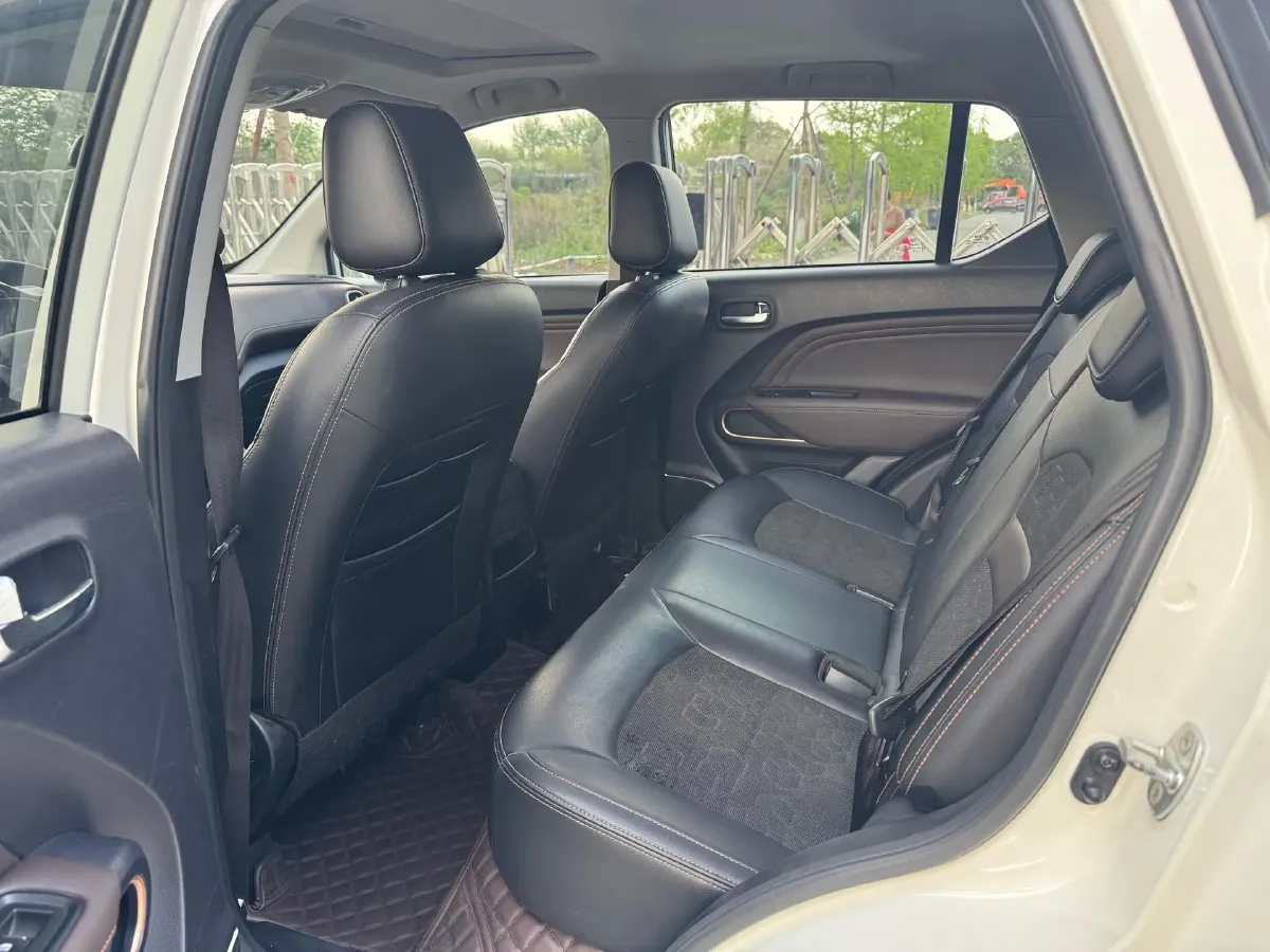 2017 GAC Trumpchi GS3 1.5L 114HP L4 6AT,autocango,china used car exporter,china ev exporter,chinese used car exporter,chinese used ev exporter