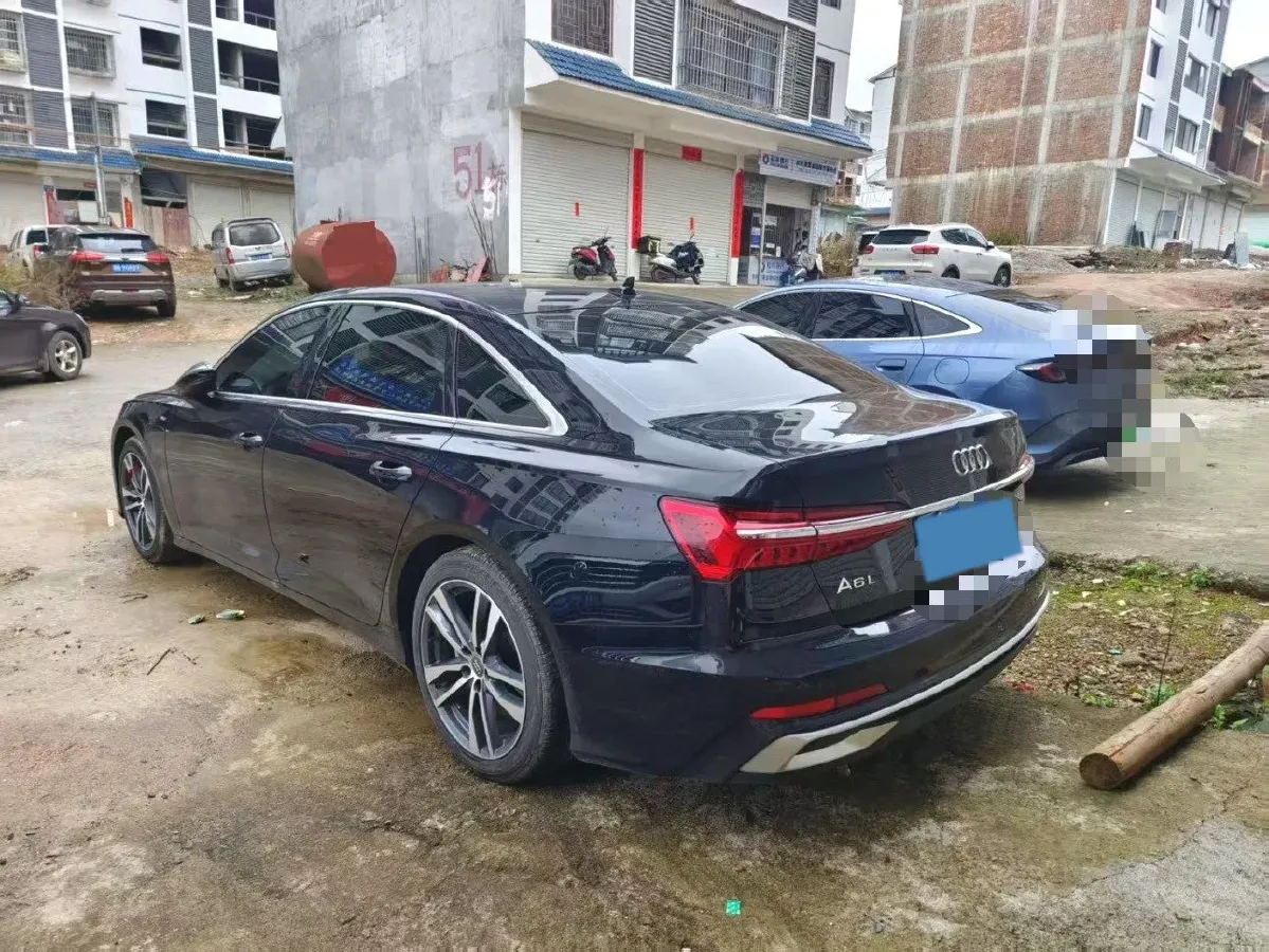 2021 Audi A6L 2.0T 190HP L4 7DCT,autocango,china used car exporter,china ev exporter,chinese used car exporter,chinese used ev exporter