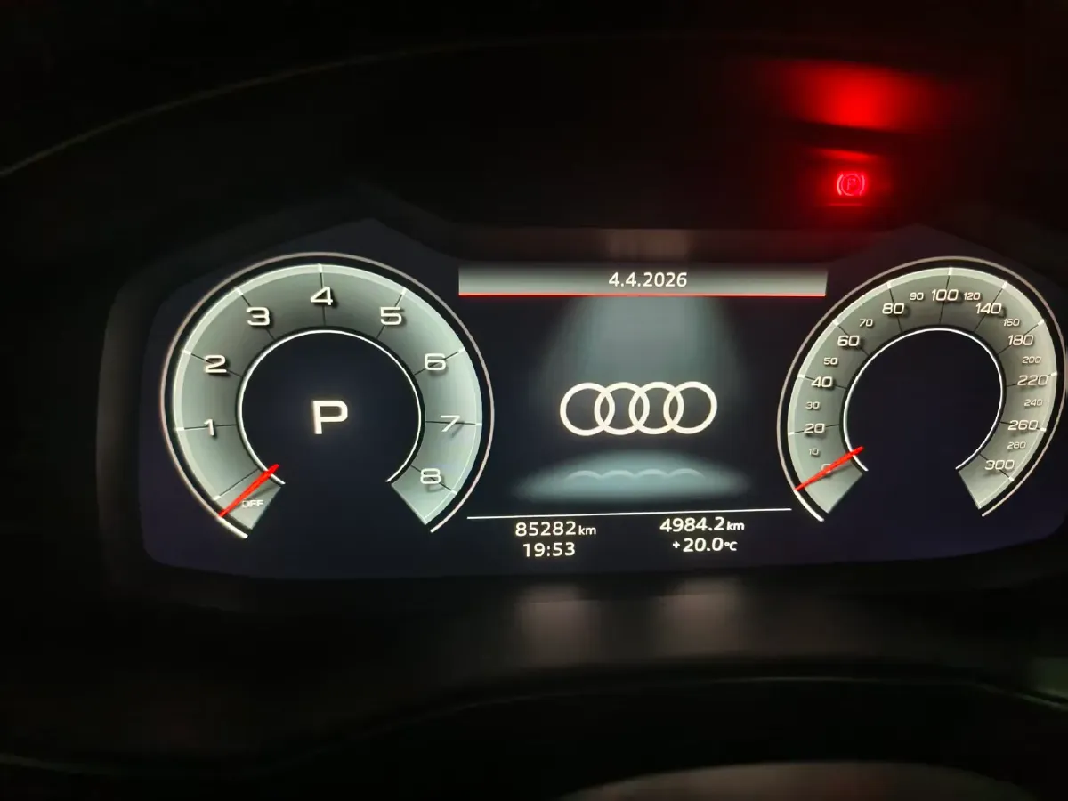 2021 Audi A6L 2.0T 190HP L4 7DCT,autocango,china used car exporter,china ev exporter,chinese used car exporter,chinese used ev exporter