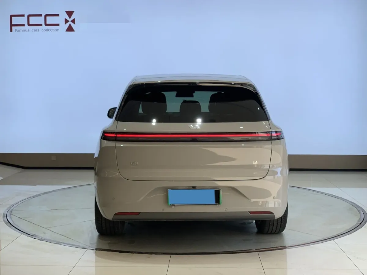 2025 Li L6 Range Extended 154HP L4 REEV,autocango,china used car exporter,china ev exporter,chinese used car exporter,chinese used ev exporter