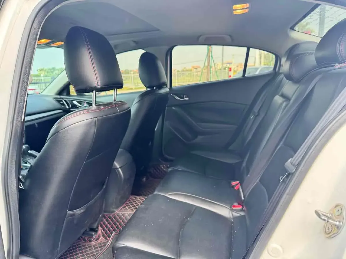 2017 Mazda 3 Axela 1.5L 117HP L4 6AT,autocango,china used car exporter,china ev exporter,chinese used car exporter,chinese used ev exporter