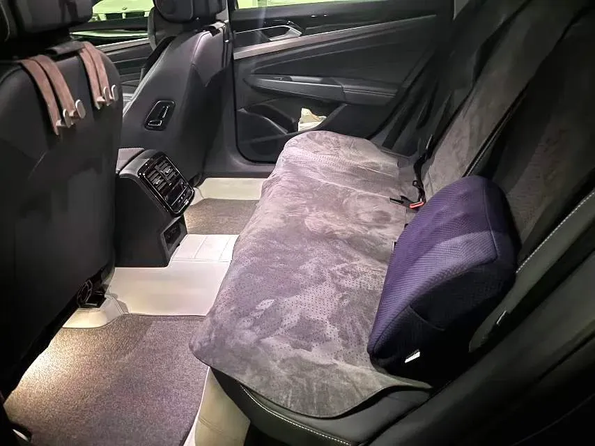 2025 Volkswagen Passat 2.0T 186HP L4 7DCT,autocango,china used car exporter,china ev exporter,chinese used car exporter,chinese used ev exporter