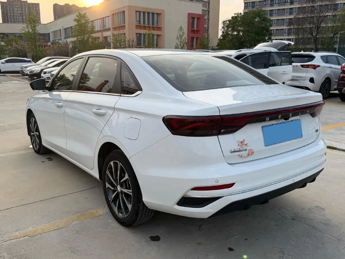 2025 Geely Emgrand 1.5L 127HP L4 CVT,autocango,china used car exporter,china ev exporter,chinese used car exporter,chinese used ev exporter