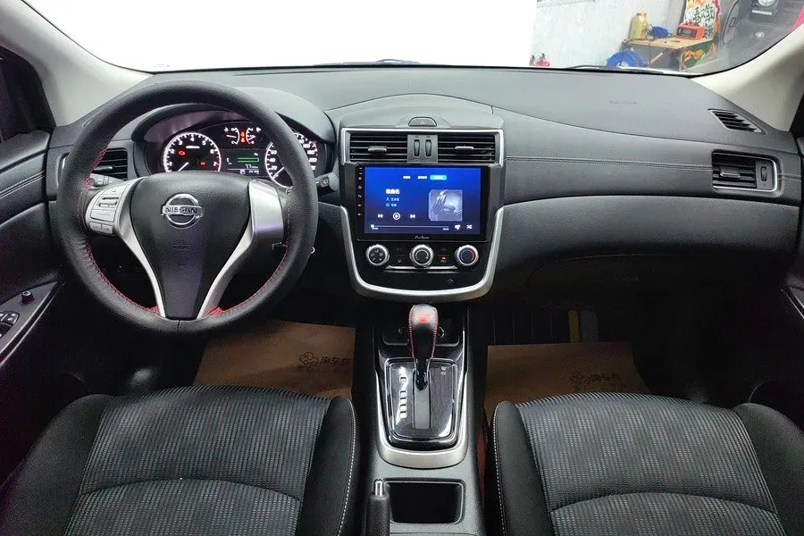 2021 Nissan Tiida 1.6L 122HP L4 CVT,autocango,china used car exporter,china ev exporter,chinese used car exporter,chinese used ev exporter