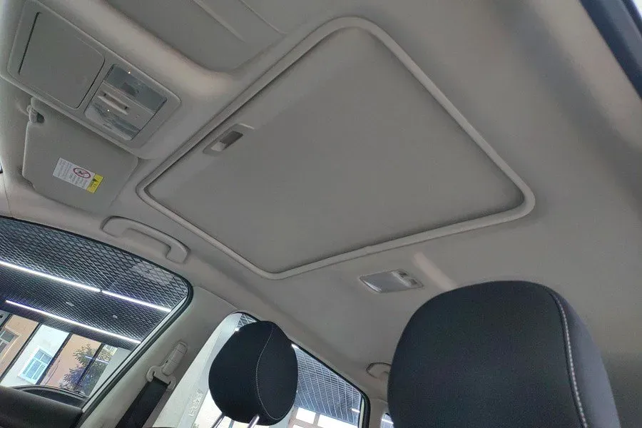 2021 Nissan Tiida 1.6L 122HP L4 CVT,autocango,china used car exporter,china ev exporter,chinese used car exporter,chinese used ev exporter