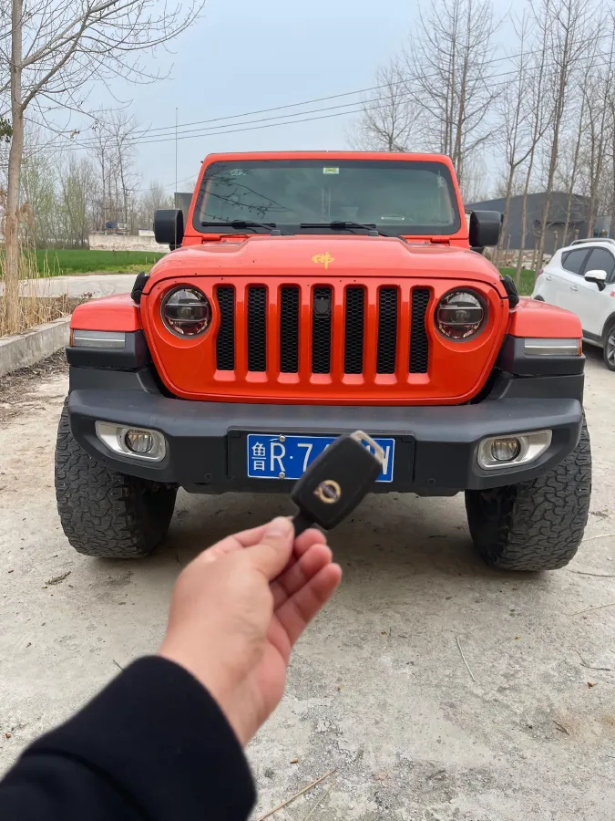 2019 Jeep Wrangler 2.0T 266HP L4 8AT,autocango,china used car exporter,china ev exporter,chinese used car exporter,chinese used ev exporter