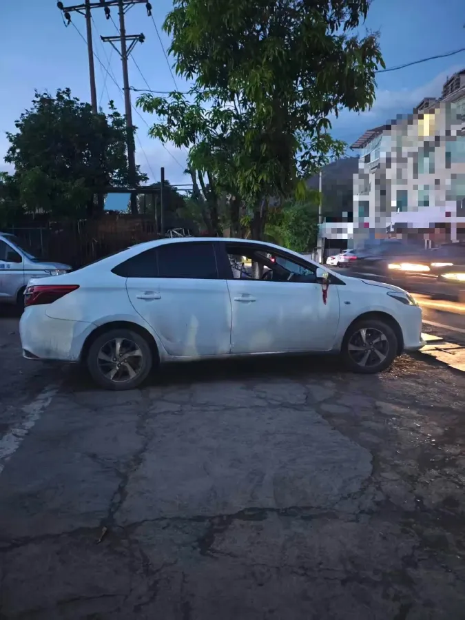 2022 Toyota Vios 1.5L 112HP L4 CVT,autocango,china used car exporter,china ev exporter,chinese used car exporter,chinese used ev exporter