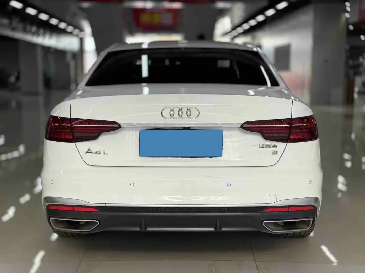 2020 Audi A4L 2.0T 190HP L4 7DCT,autocango,china used car exporter,china ev exporter,chinese used car exporter,chinese used ev exporter