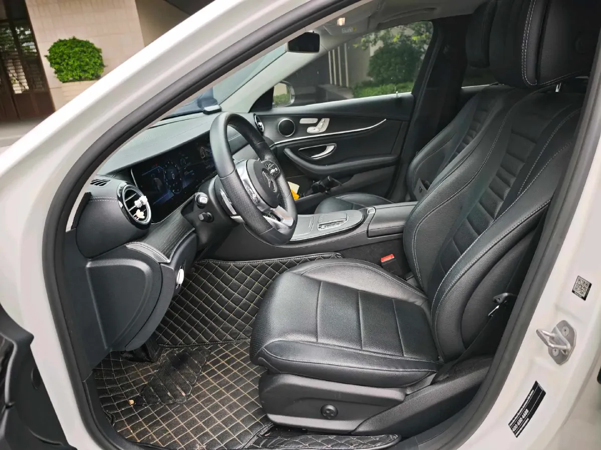 2020 Mercedes-Benz E Class 2.0T 258HP L4 9AT,autocango,china used car exporter,china ev exporter,chinese used car exporter,chinese used ev exporter